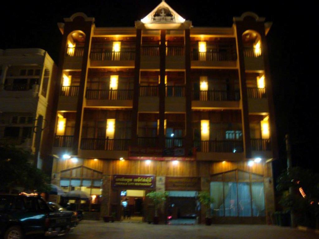Emerald City Hotel Siem Reap Esterno foto